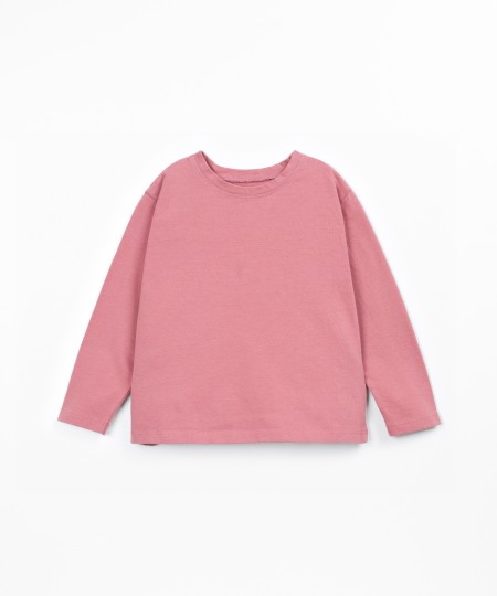 Knitted T-shirt with recycled cotton