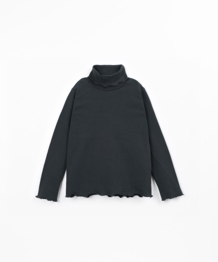 T-shirt en maille � col montant