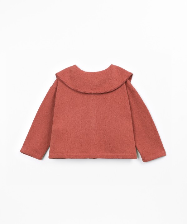 Knitted jacket with collar