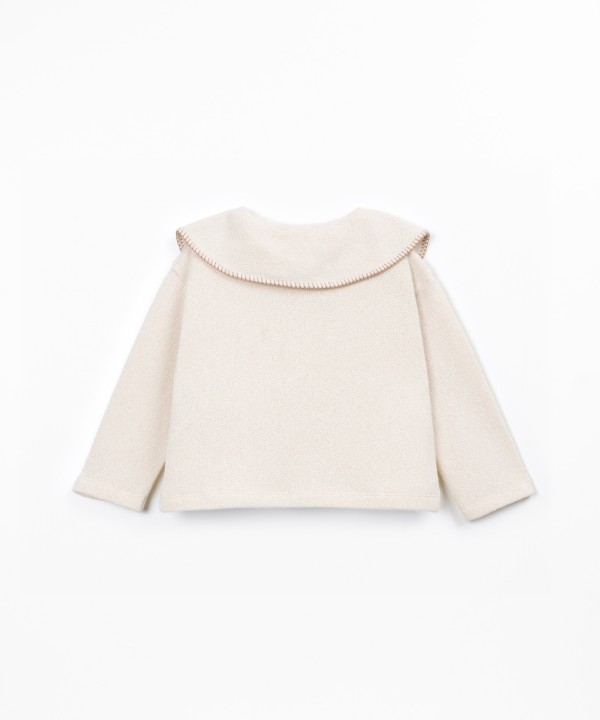 Knitted jacket with collar