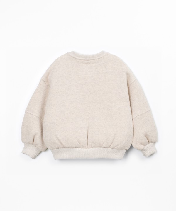 T-shirt with a blend of cotton and recycled fibres