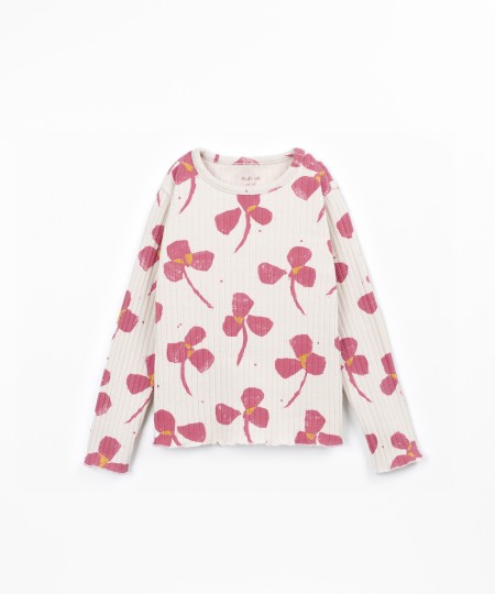 Knitted T-shirt with recycled fibre blend