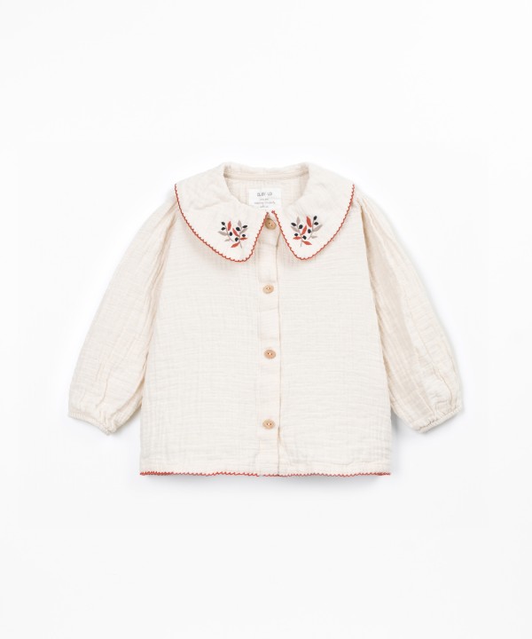 Woven blouse with collar