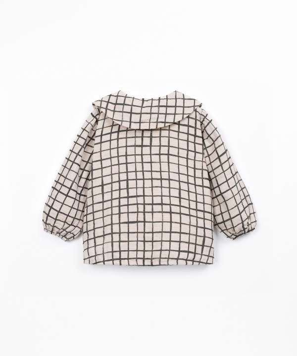 Woven blouse with check pattern