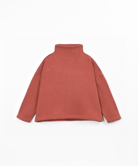 Pull � manches longues et col montant