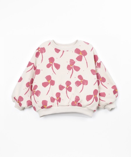 Sweater with floral print