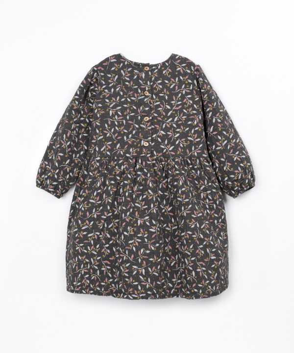 Robe en tissu de coton