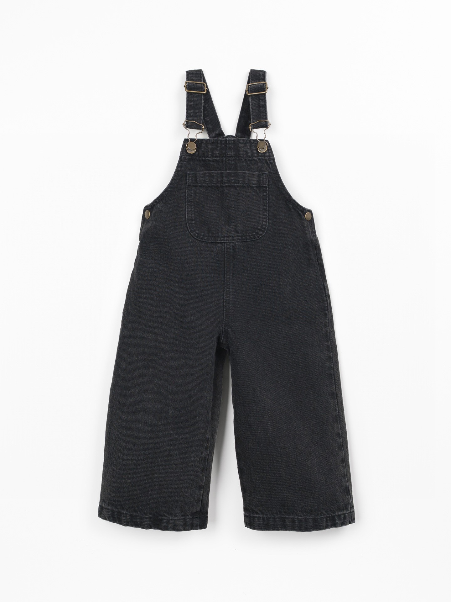 Denim dungarees with adjustable straps