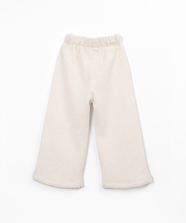 Knitted trousers with fibre blend