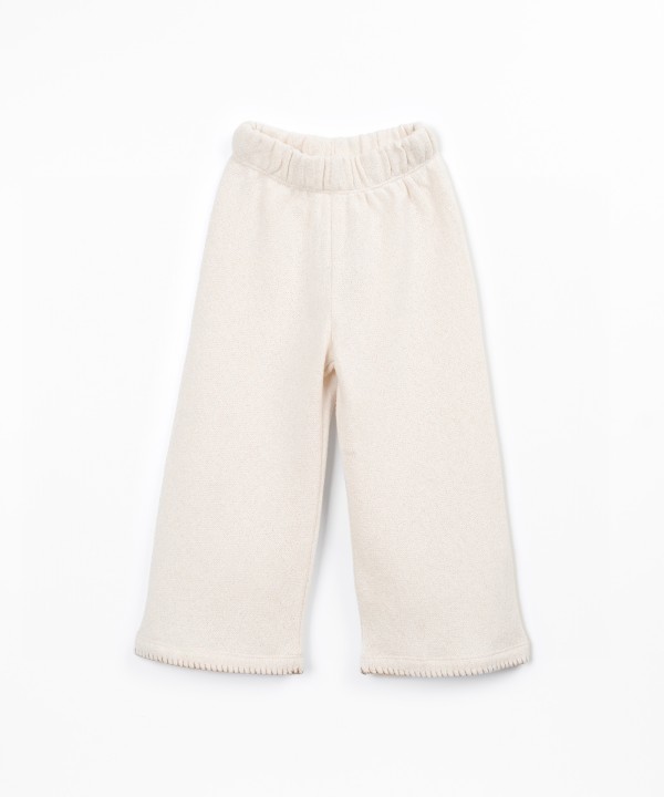 Knitted trousers with fibre blend