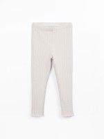 Ribbed knitted leggings