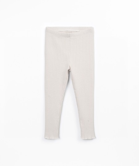 Ribbed knitted leggings