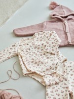 Wrap body with natural fibers Wrap body with natural fibers