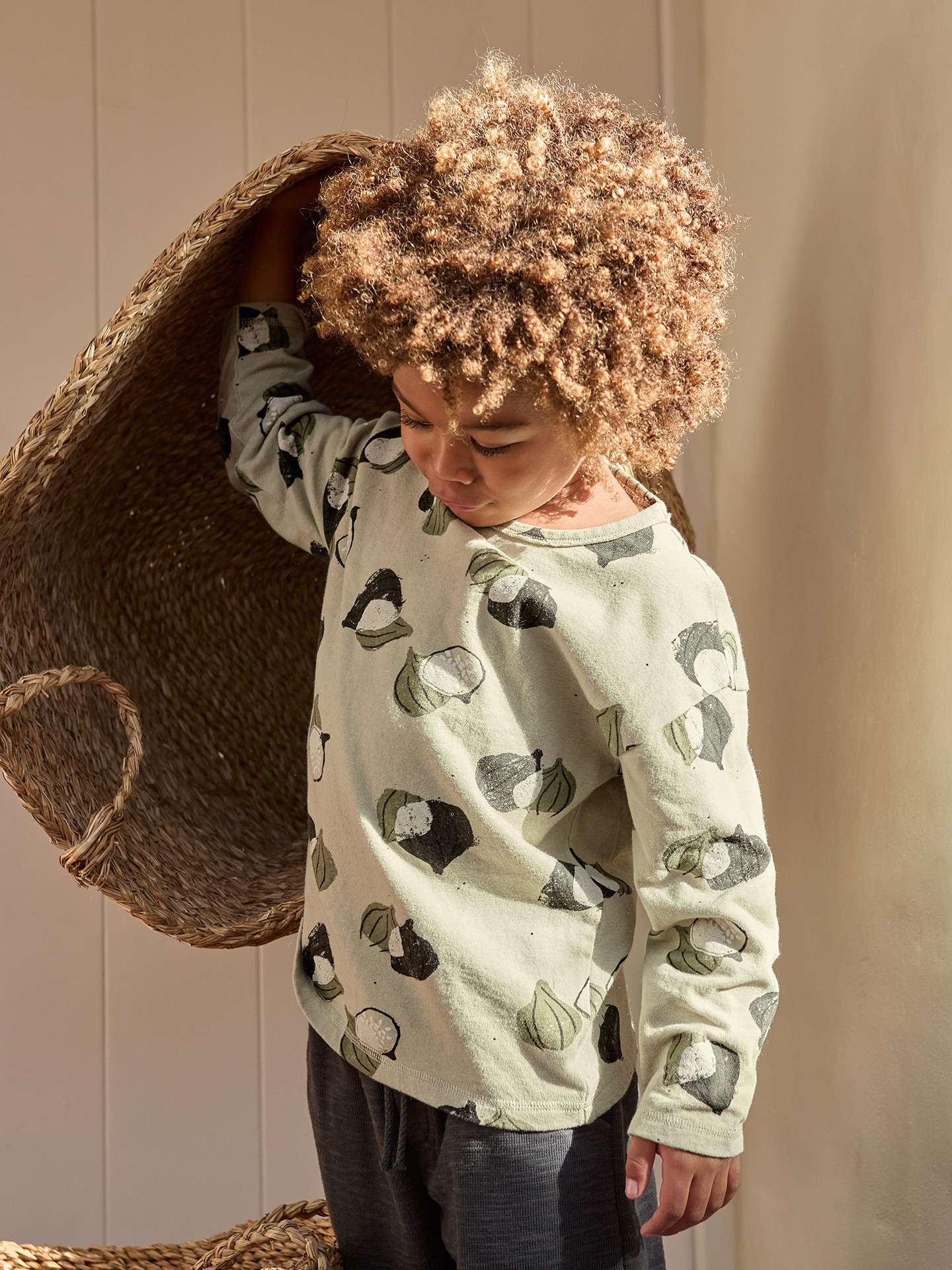 T-shirt with recycled cotton