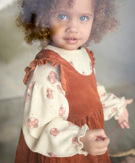 Knit sweater with a blend of cotton and recycled cotton