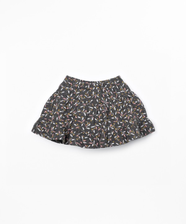 Leaf-print skort