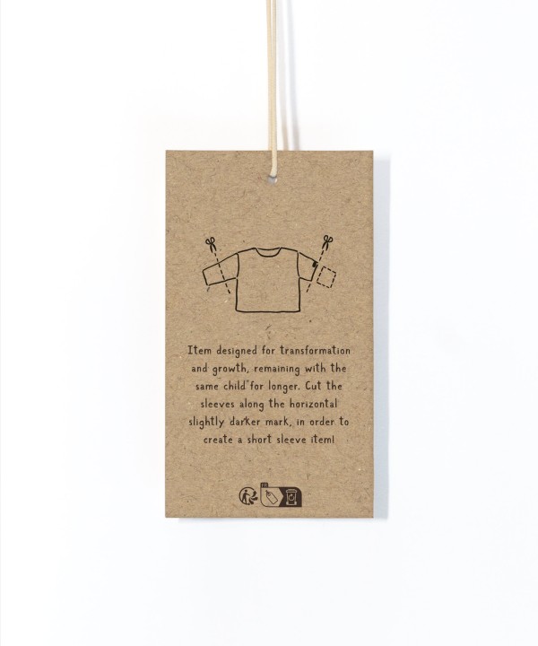 T-shirt in cotton and recycled cotton with design on the front