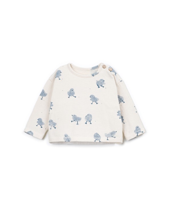 T-shirt with a mixture of natural and recycled fibers