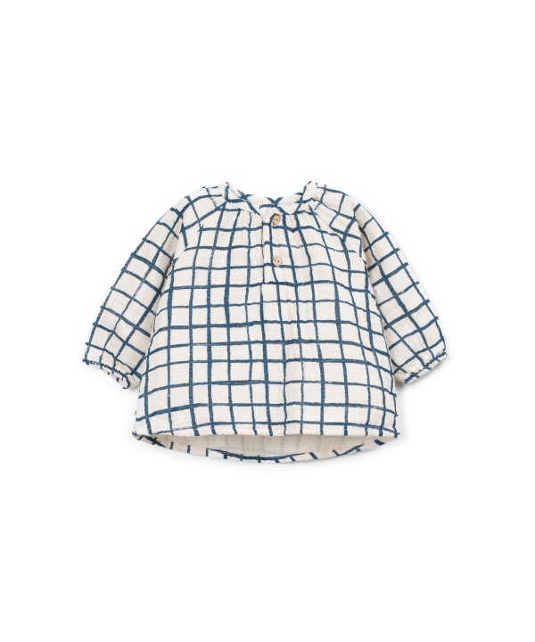 Fabric blouse with checkered print
