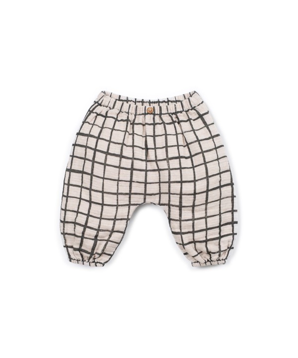 Fabric trousers with checkered pattern