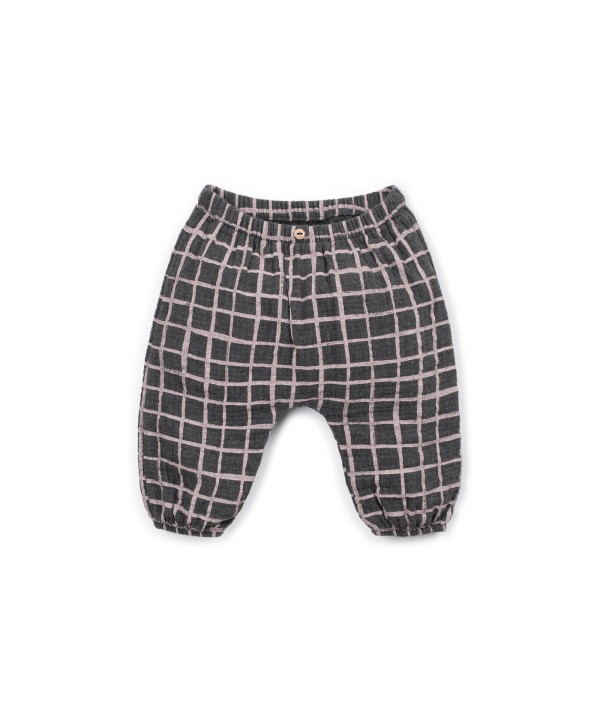Fabric trousers with checkered pattern