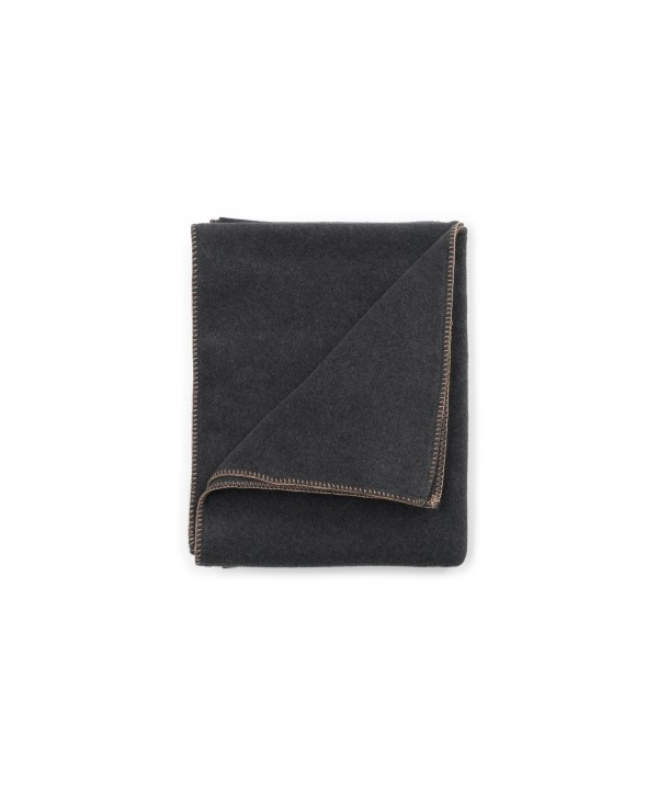 Manta Polar com Bolso e Costura Decorativa