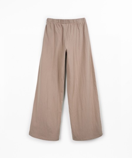 Calça de malha com bolsos