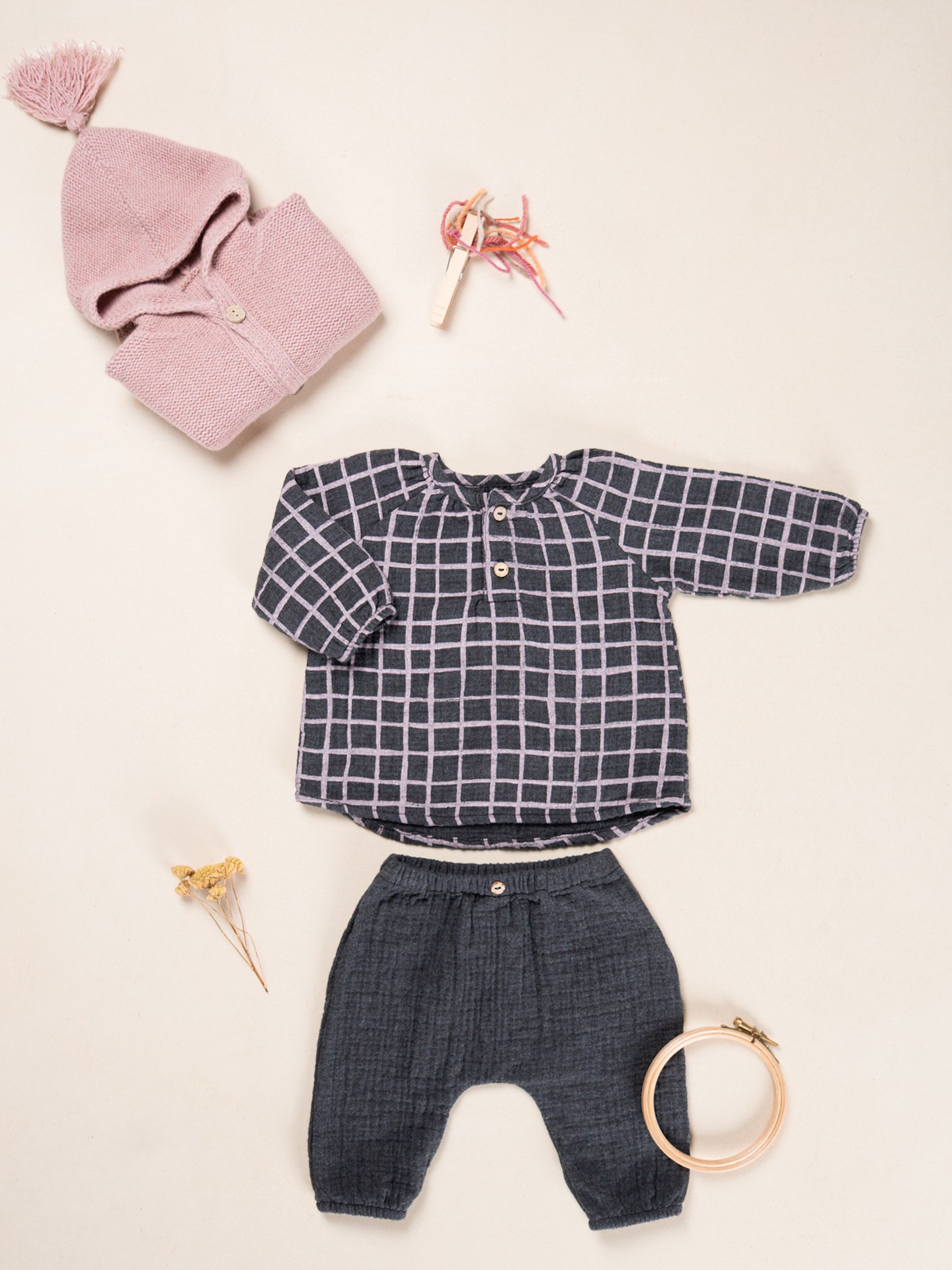 Manteau en tricot avec ouverture frontale