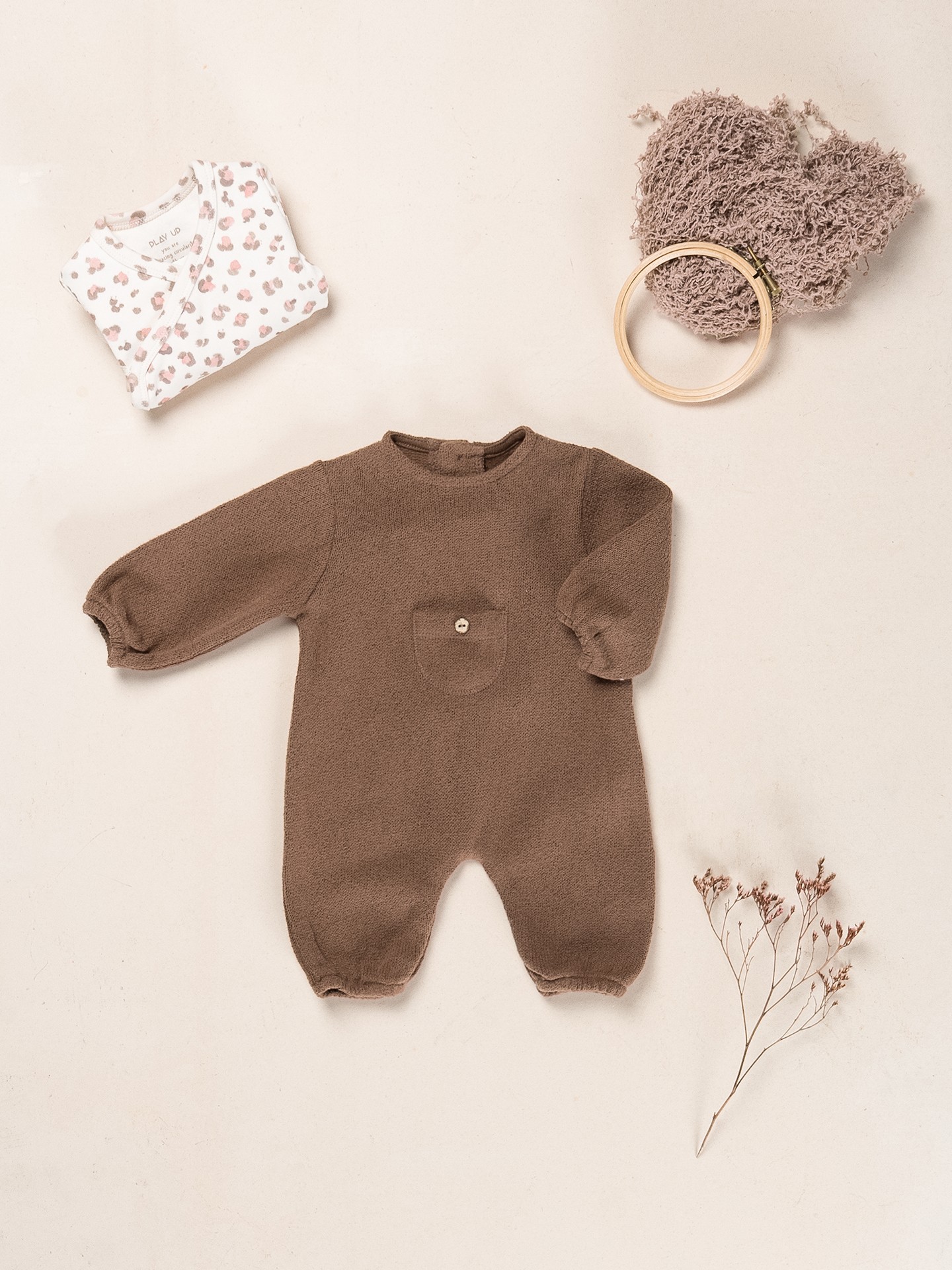 Jumpsuit with a mixture of cotton and recycled cotton