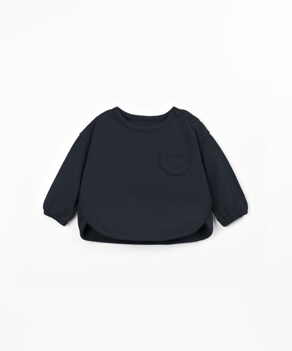Jersey t-shirt with recycled fibers