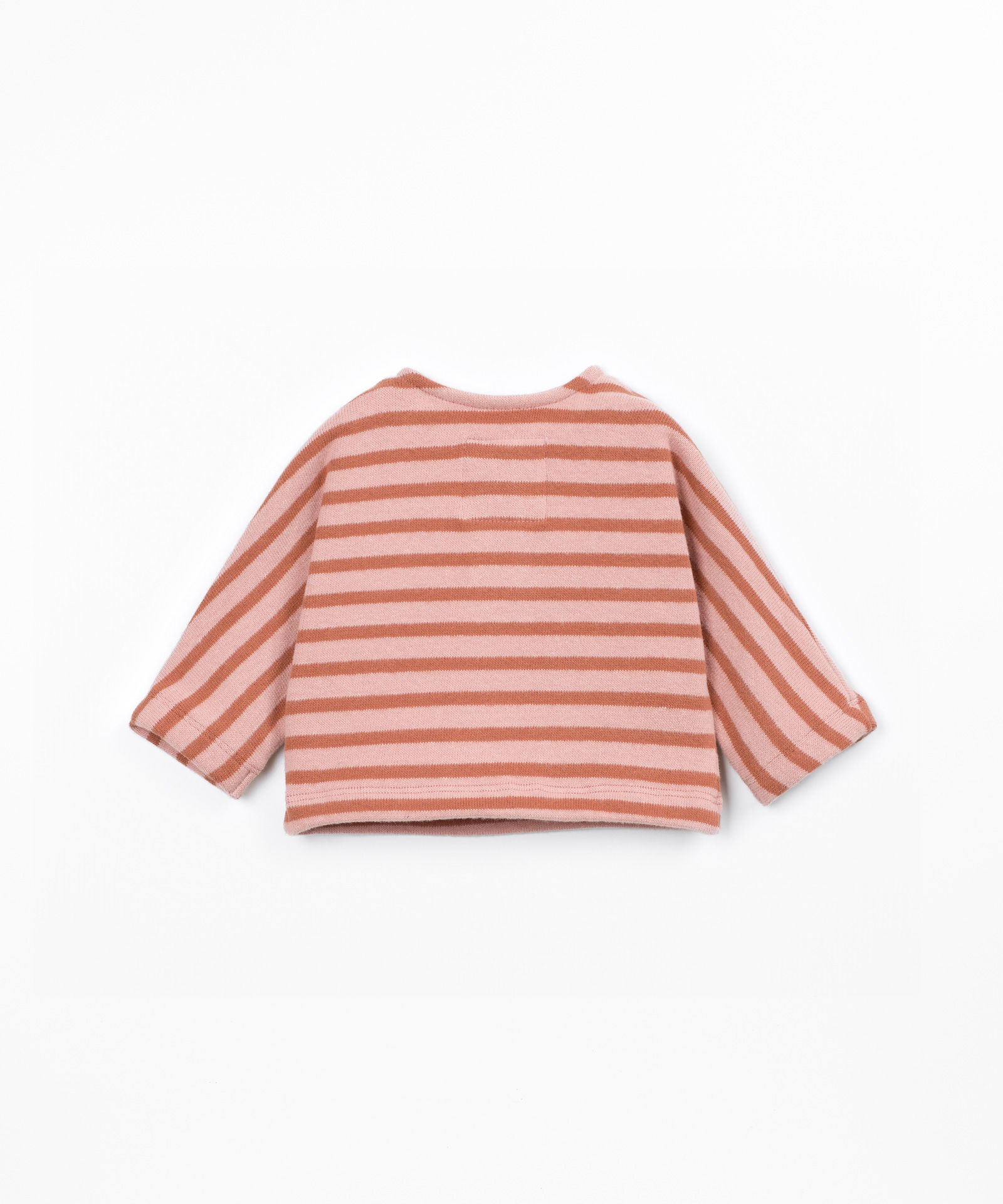 Pull en maille avec un mélange de fibres naturelles et de coton recyclé