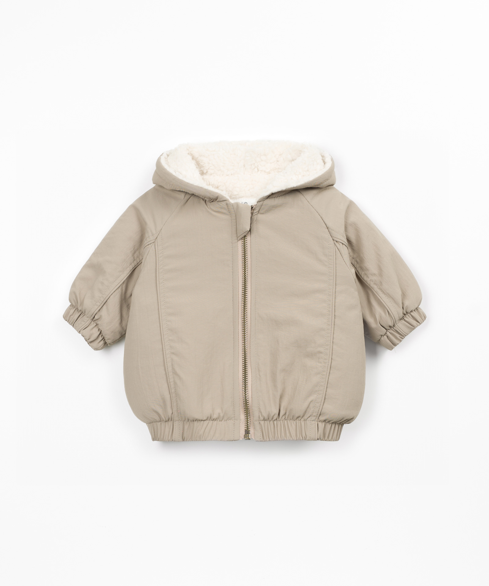 Parka imperméable avec doublure en fausse fourrure