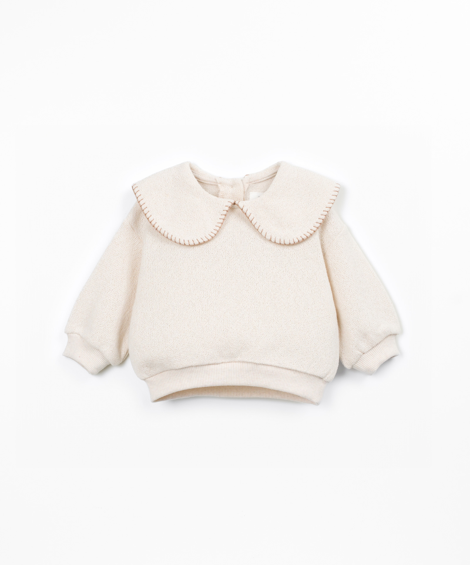Pull en maille avec fibres recyclées
