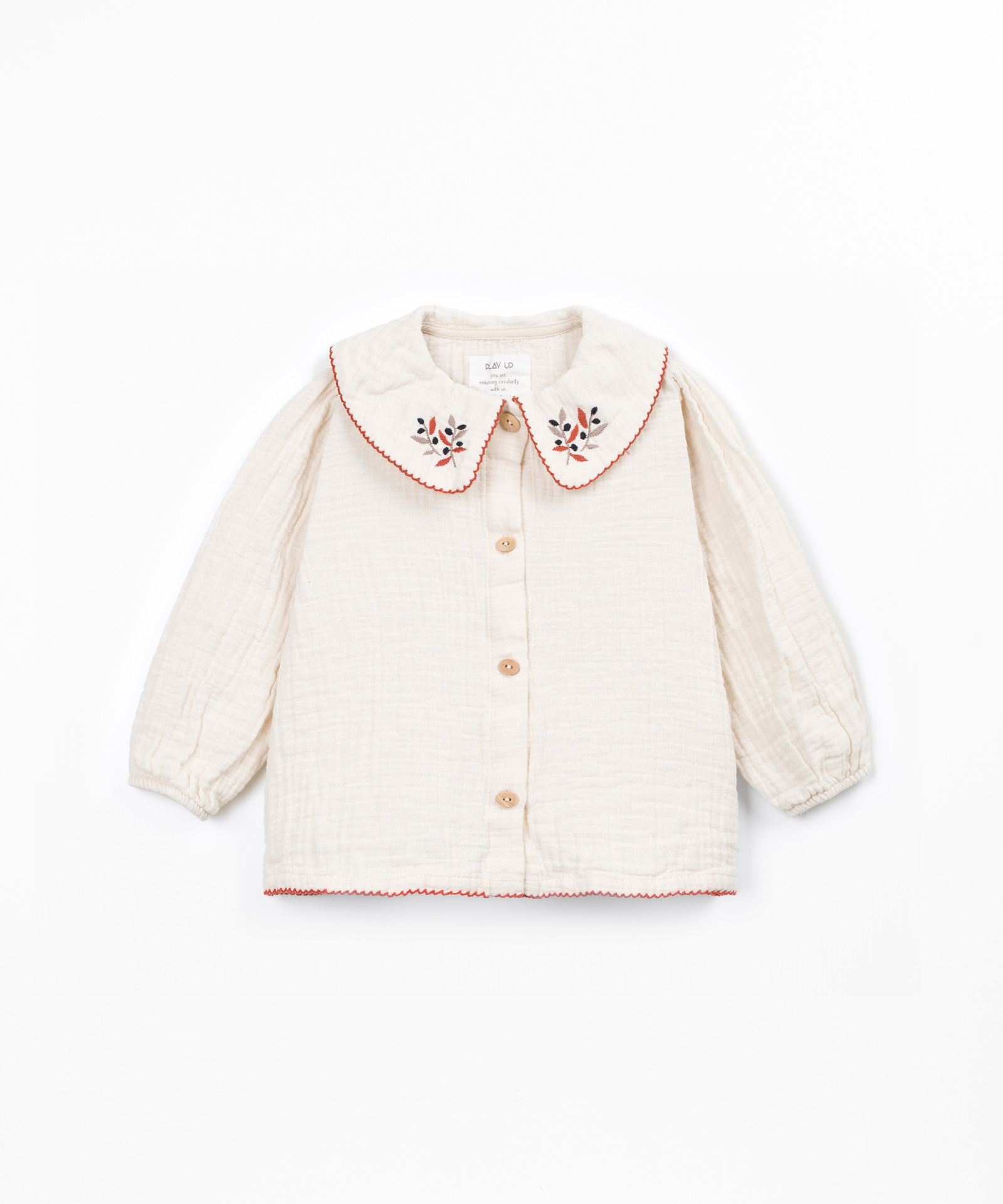 Blusa de tecido com gola