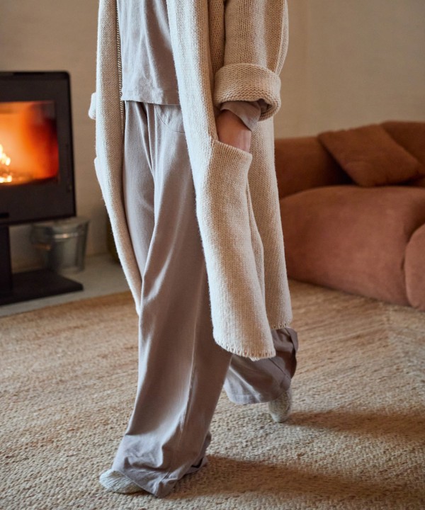 Pantalón de punto con bolsillos
