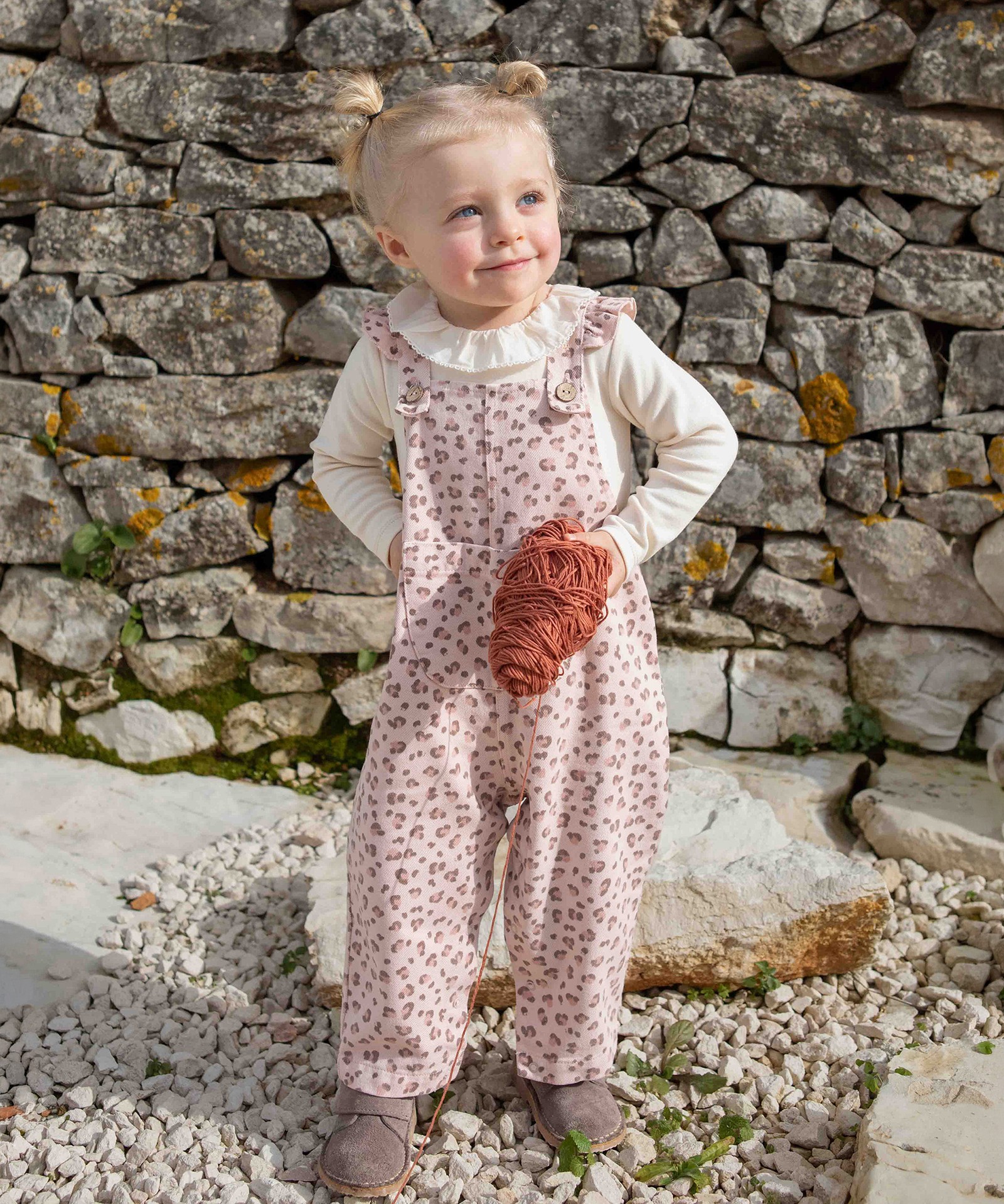 Stoffoverall mit Druck