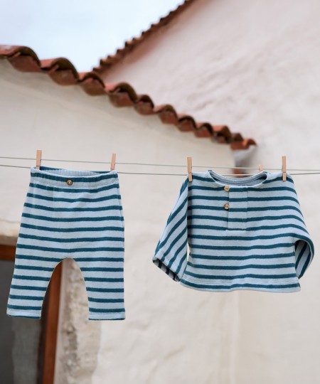 Knit sweater with a blend of natural fibers and recycled cotton - Image product