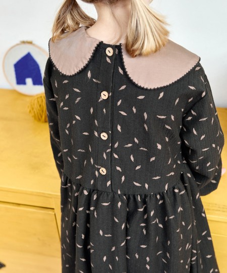 Fleece-Kleid mit Blättermuster