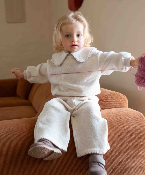 Knit trousers with elastic waistband